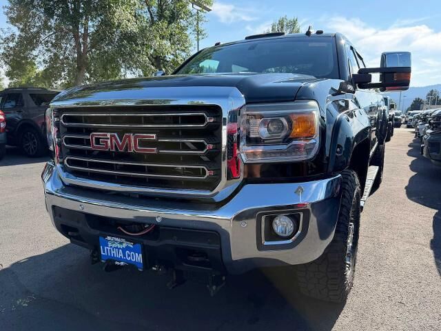 2015 GMC Sierra 3500HD SLT — photo 1 of 13