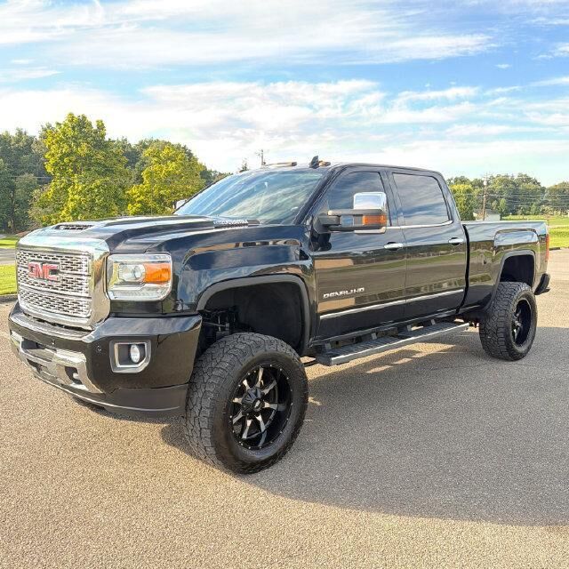 2019 GMC Sierra 3500HD Denali