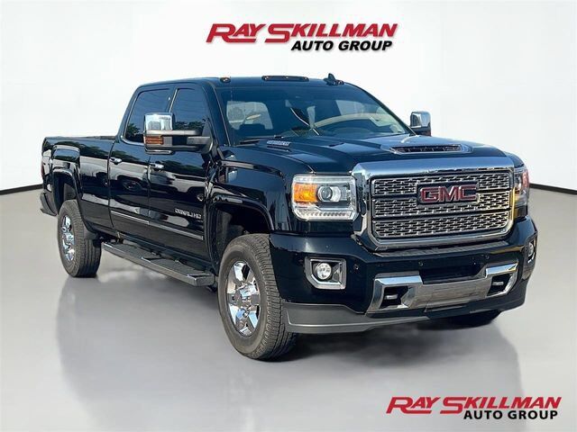 2019 GMC Sierra 3500HD Denali — photo 1 of 12