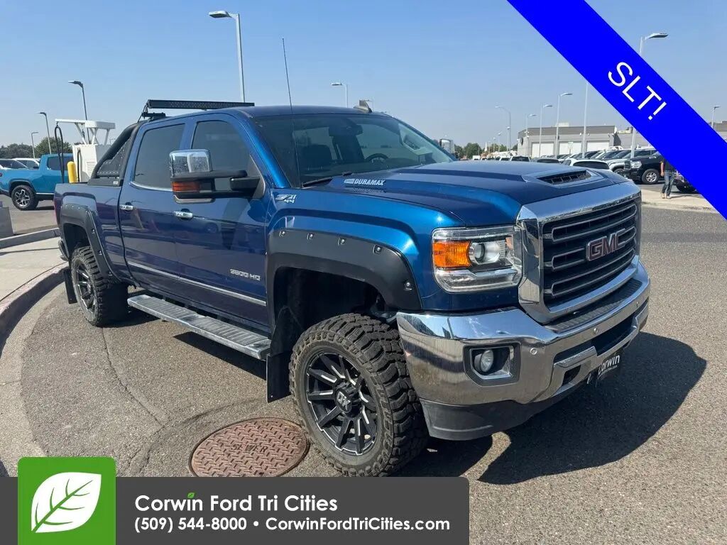 2018 GMC Sierra 3500HD SLT — photo 1 of 12