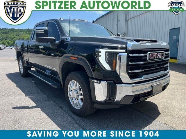 2024 GMC Sierra 2500HD SLT — photo 1 of 10