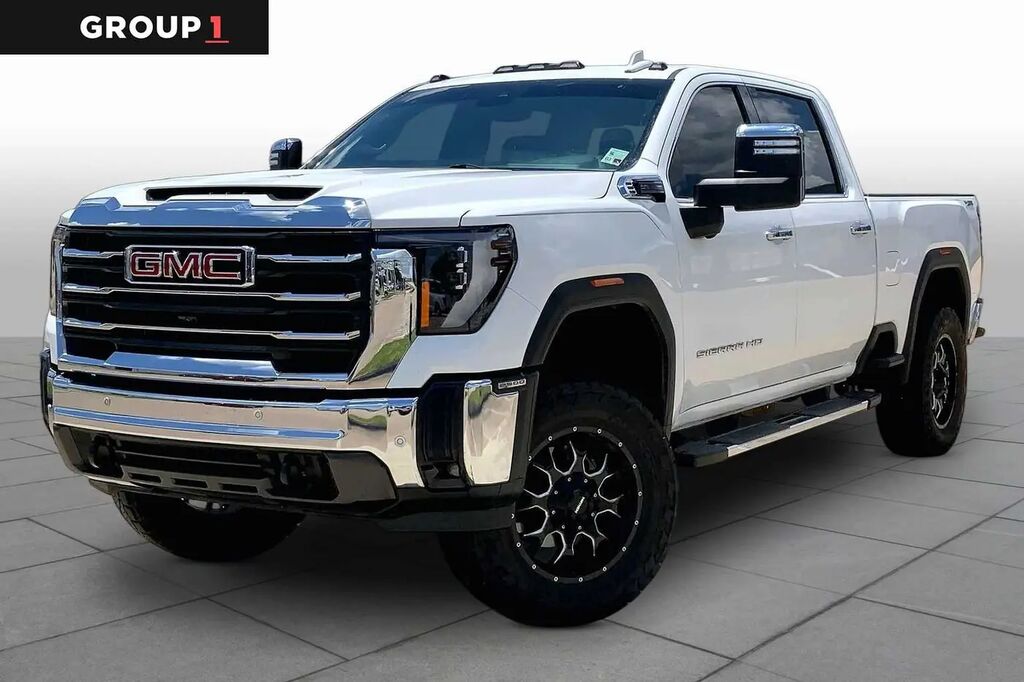 2024 GMC Sierra 2500HD SLT — photo 1 of 12