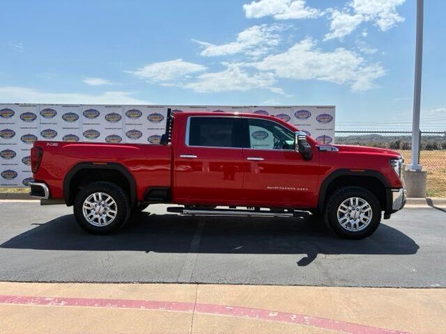 2024 GMC Sierra 2500HD SLT — photo 1 of 40