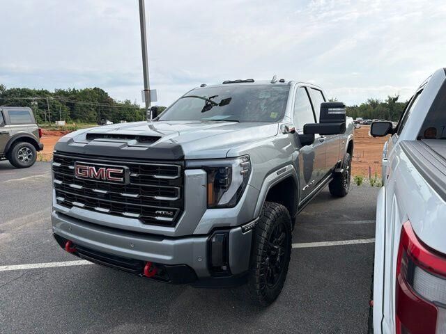 2024 GMC Sierra 2500HD AT4 — photo 1 of 13