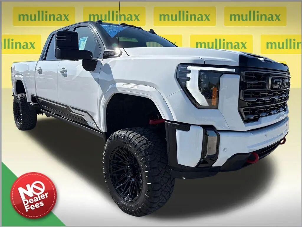 2024 GMC Sierra 2500HD AT4 — photo 1 of 10