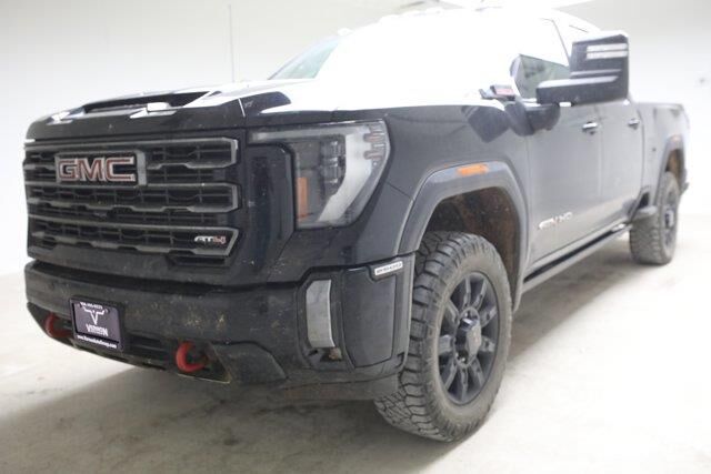2024 GMC Sierra 2500HD AT4 — photo 1 of 26