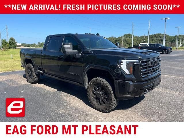 2024 GMC Sierra 2500HD AT4 — photo 1 of 26