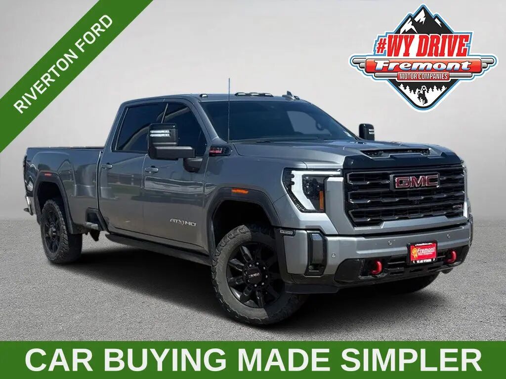 2024 GMC Sierra 2500HD AT4 — photo 1 of 13