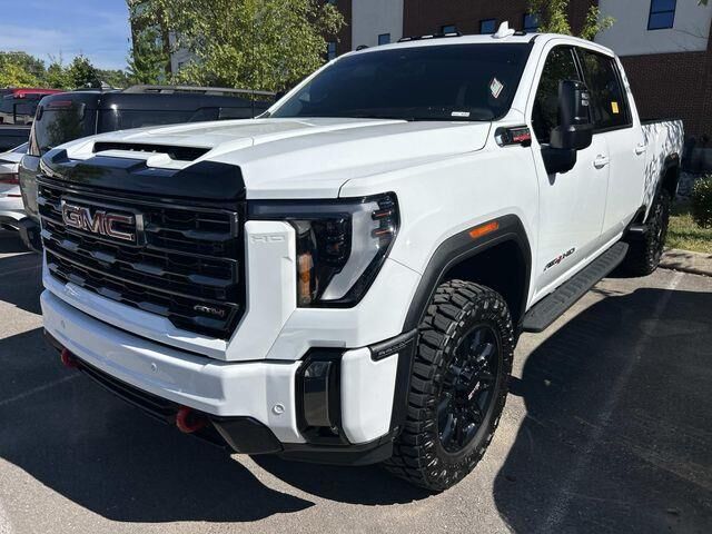 2024 GMC Sierra 2500HD AT4 — photo 1 of 10