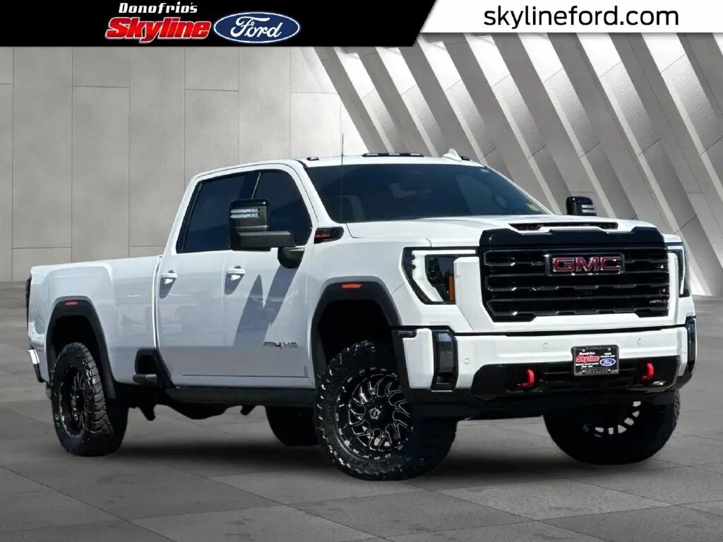 2024 GMC Sierra 2500HD AT4 — photo 1 of 13