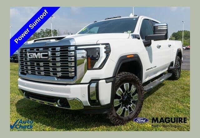 2024 GMC Sierra 2500HD Denali — photo 1 of 2