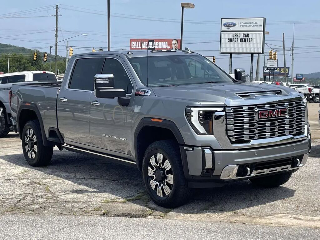 2024 GMC Sierra 2500HD Denali — photo 1 of 17