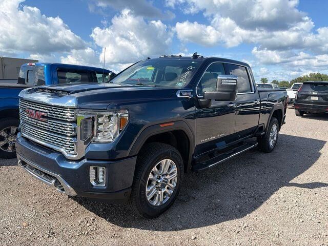 2021 GMC Sierra 2500HD Denali — photo 1 of 10