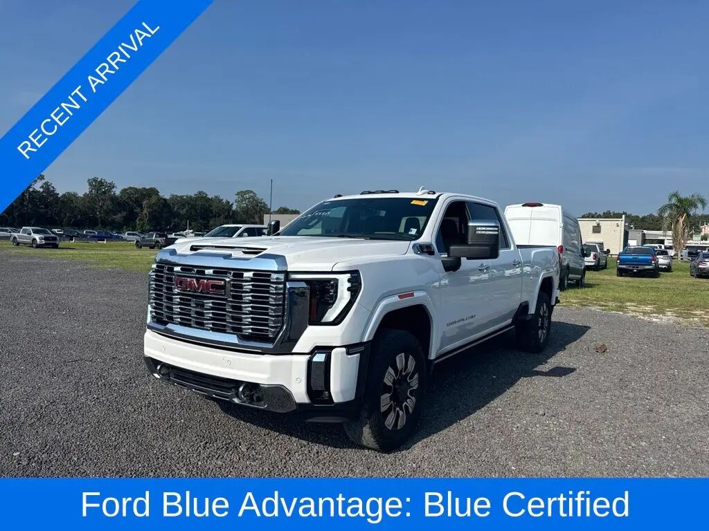2024 GMC Sierra 2500HD Denali — photo 1 of 65