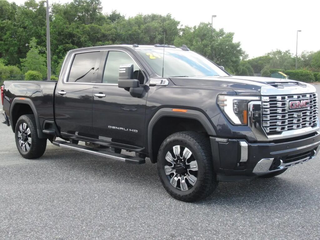 2024 GMC Sierra 2500HD Denali — photo 1 of 13