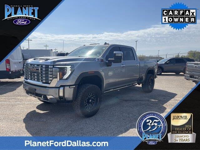 2024 GMC Sierra 2500HD Denali
