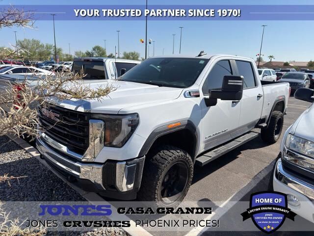 2024 GMC Sierra 3500HD Pro — photo 1 of 4
