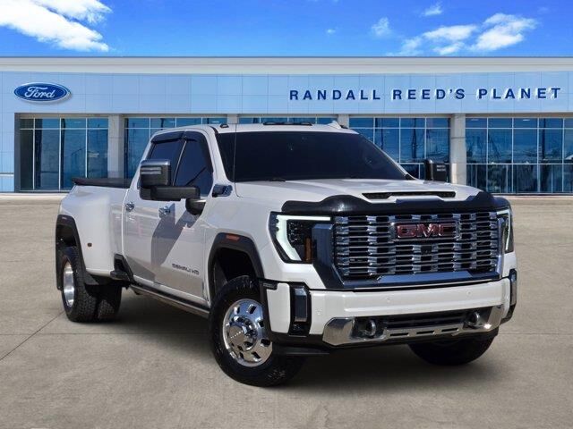 2024 GMC Sierra 3500HD Denali — photo 1 of 35