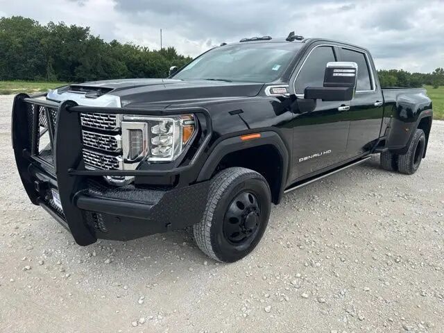 2023 GMC Sierra 3500HD Denali — photo 1 of 15