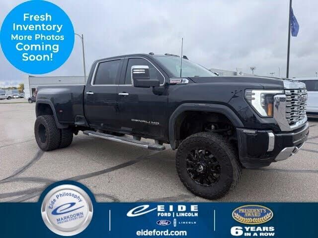 2024 GMC Sierra 3500HD Denali