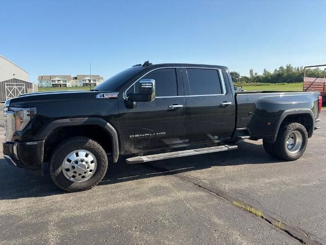 2024 GMC Sierra 3500HD Denali