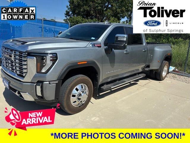 2024 GMC Sierra 3500HD Denali — photo 1 of 2