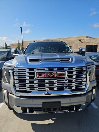 2024 GMC Sierra 3500HD Denali — photo 1 of 27