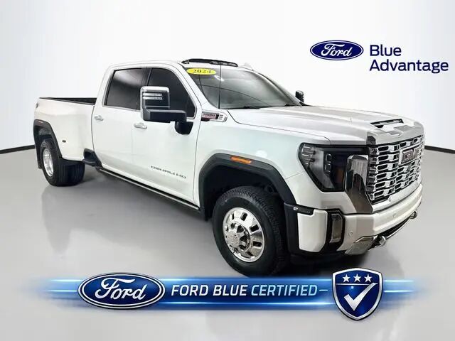 2024 GMC Sierra 3500HD Denali