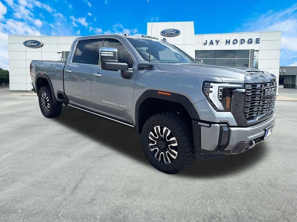 2024 GMC Sierra 2500HD Denali Ultimate — photo 1 of 1