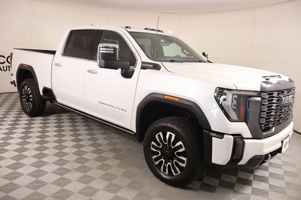 2024 GMC Sierra 2500HD Denali Ultimate — photo 1 of 13