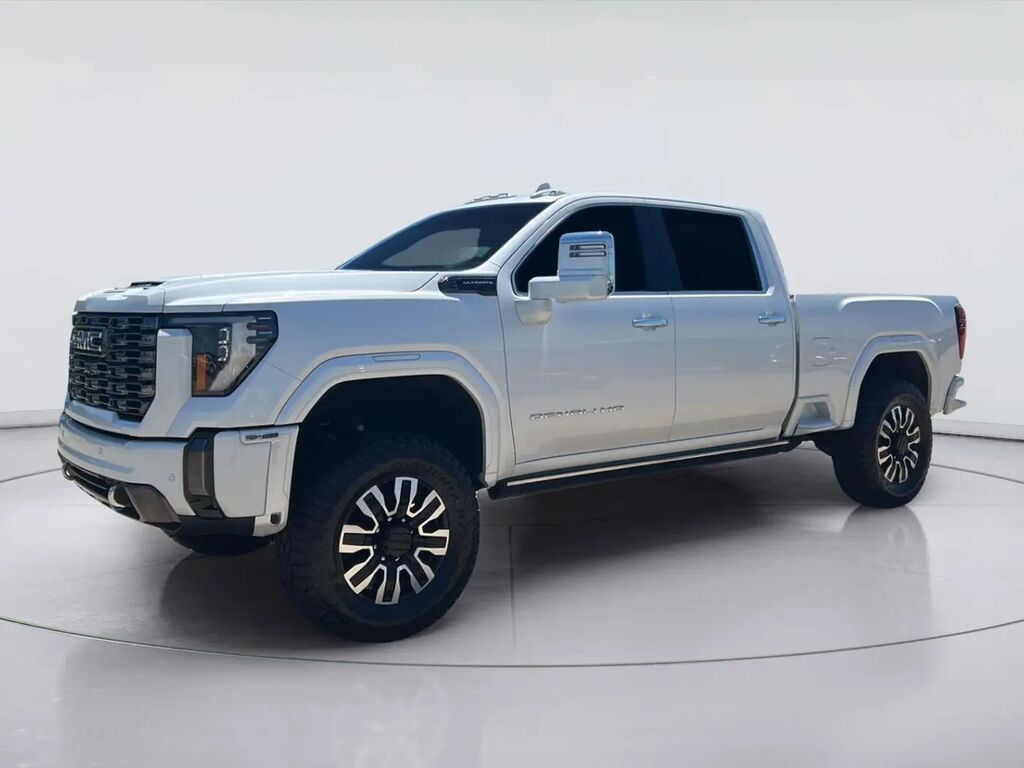 2024 GMC Sierra 2500HD Denali Ultimate — photo 1 of 24
