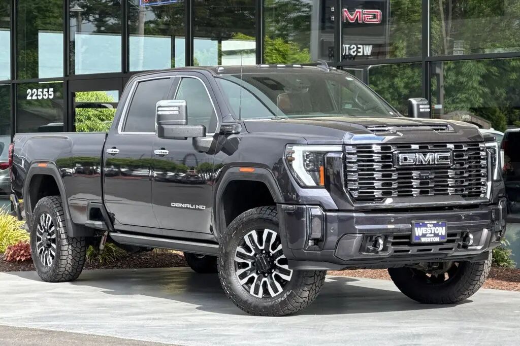 2024 GMC Sierra 3500HD Denali Ultimate — photo 1 of 13