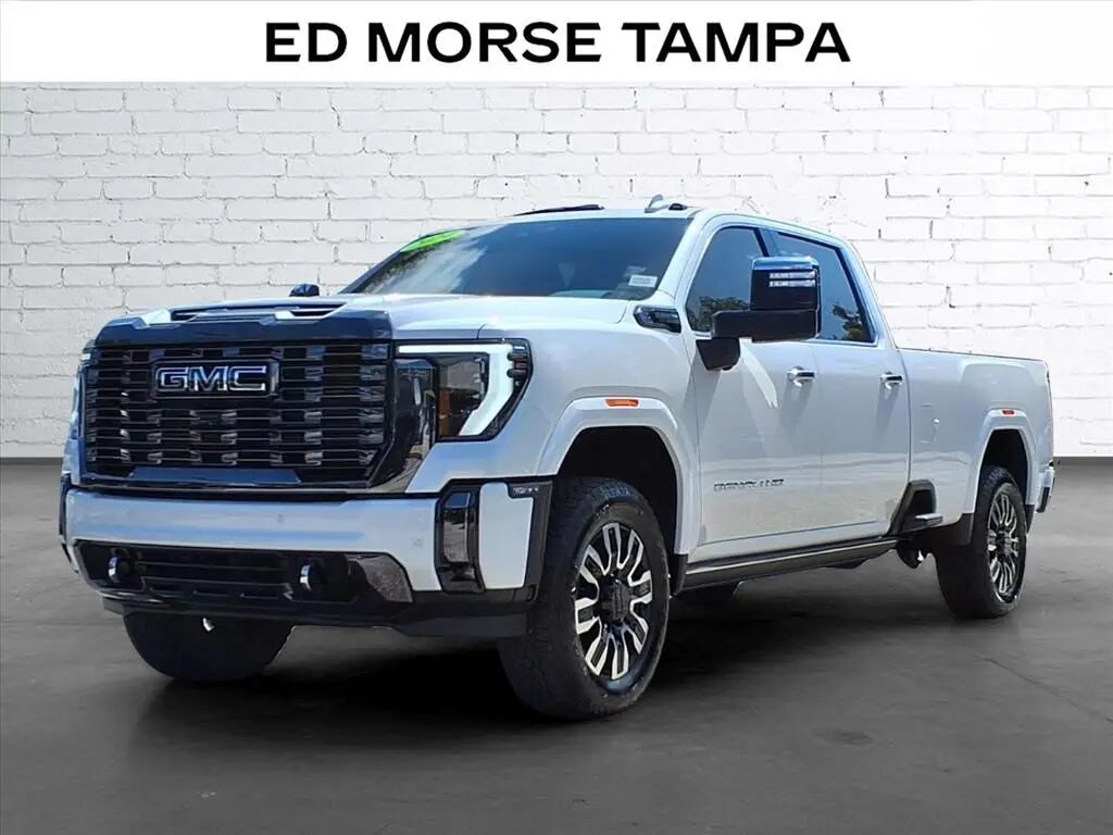 2024 GMC Sierra 3500HD Denali Ultimate — photo 1 of 13