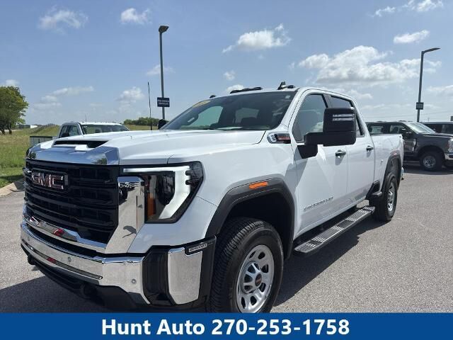 2026 GMC Sierra 2500HD Pro — photo 1 of 13