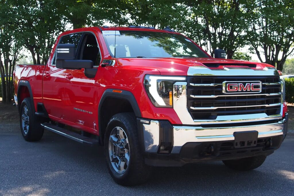 2025 GMC Sierra 2500HD SLE — photo 1 of 27