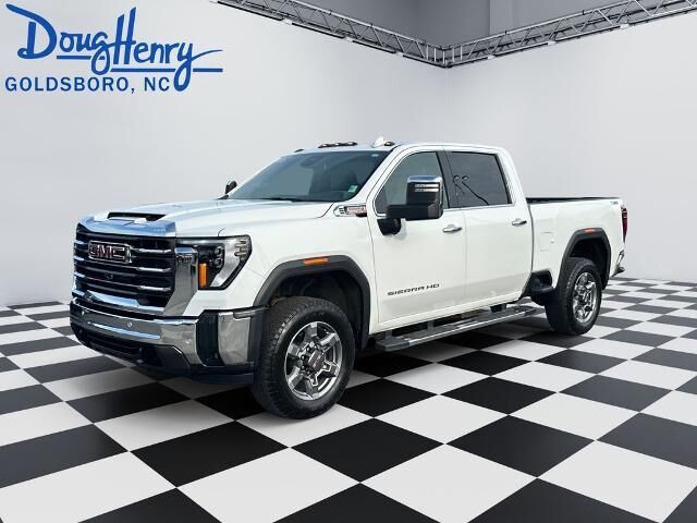 2025 GMC Sierra 2500HD SLT — photo 1 of 13