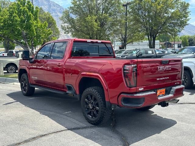 2025 GMC Sierra 2500HD AT4