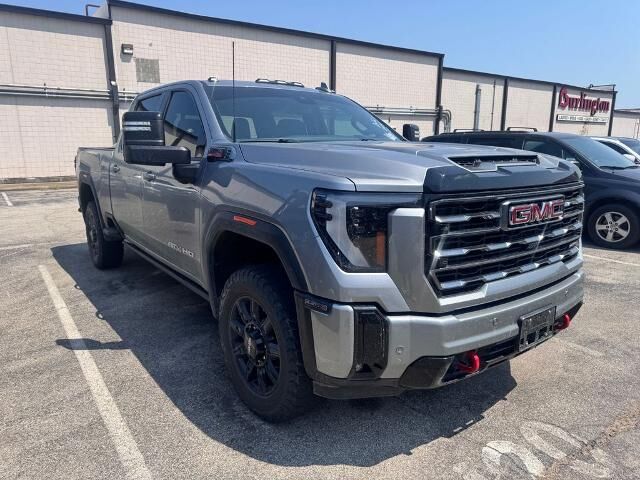 2025 GMC Sierra 2500HD AT4 — photo 1 of 4