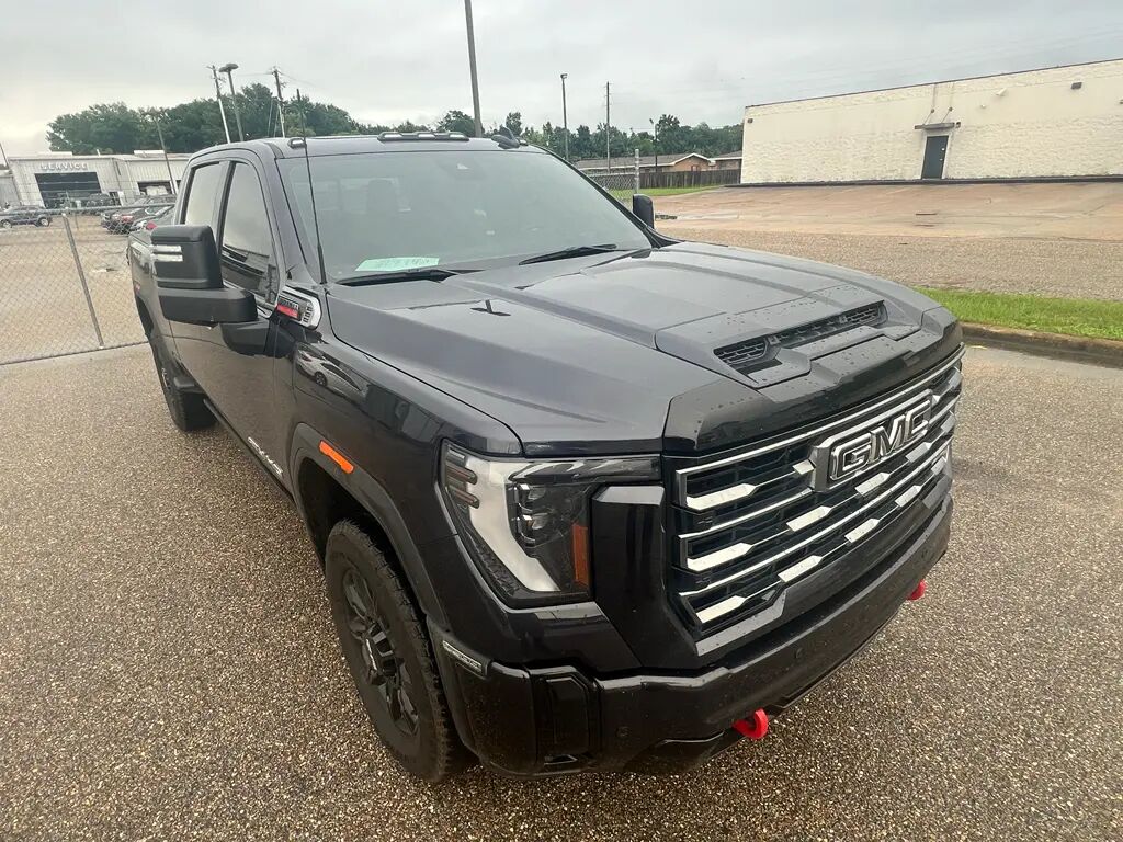 2025 GMC Sierra 2500HD AT4 — photo 1 of 34
