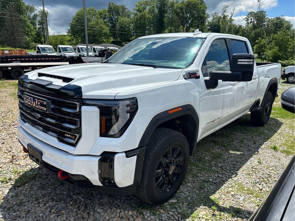 2025 GMC Sierra 2500HD AT4 — photo 1 of 1
