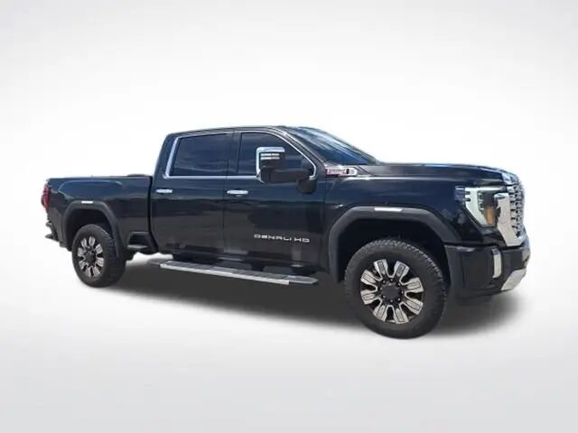 2026 GMC Sierra 2500HD Denali — photo 1 of 13