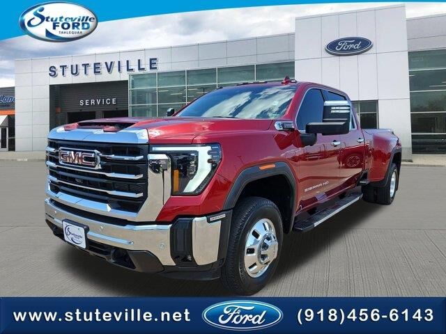 2025 GMC Sierra 3500HD SLT — photo 1 of 13