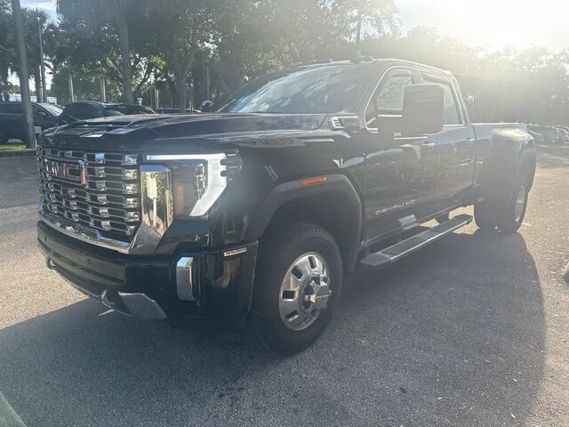 2026 GMC Sierra 3500HD Denali