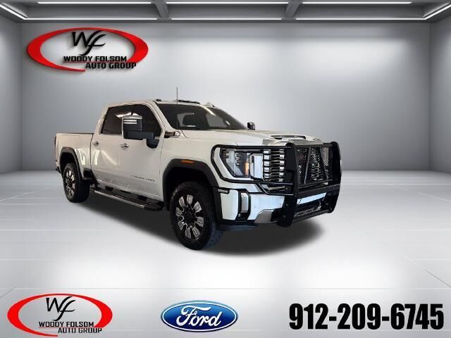 2025 GMC Sierra 3500HD Denali