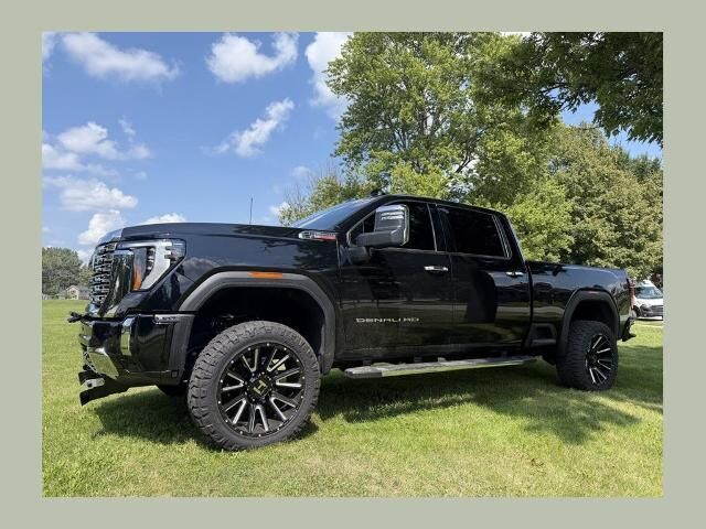 2025 GMC Sierra 3500HD Denali