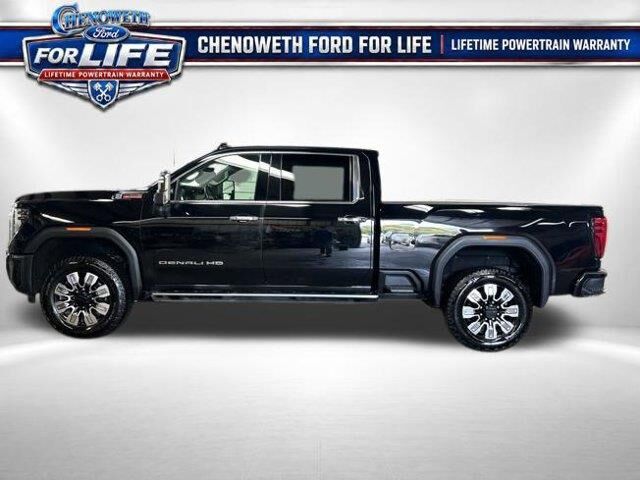 2025 GMC Sierra 3500HD Denali