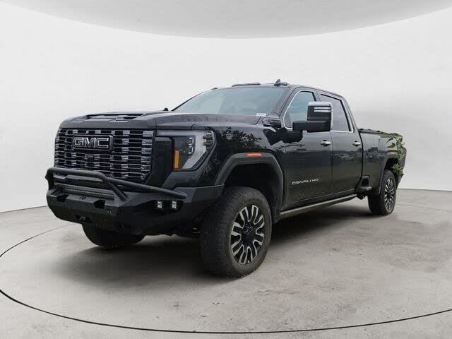 2025 GMC Sierra 2500HD Denali Ultimate — photo 1 of 4