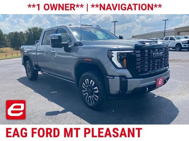 2025 GMC Sierra 2500HD Denali Ultimate — photo 1 of 39