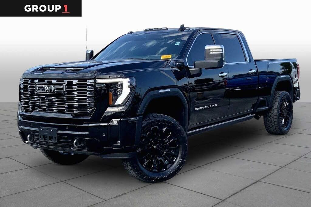 2026 GMC Sierra 2500HD Denali Ultimate — photo 1 of 14
