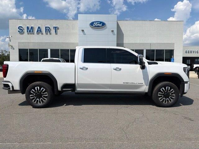 2025 GMC Sierra 2500HD Denali Ultimate — photo 1 of 27